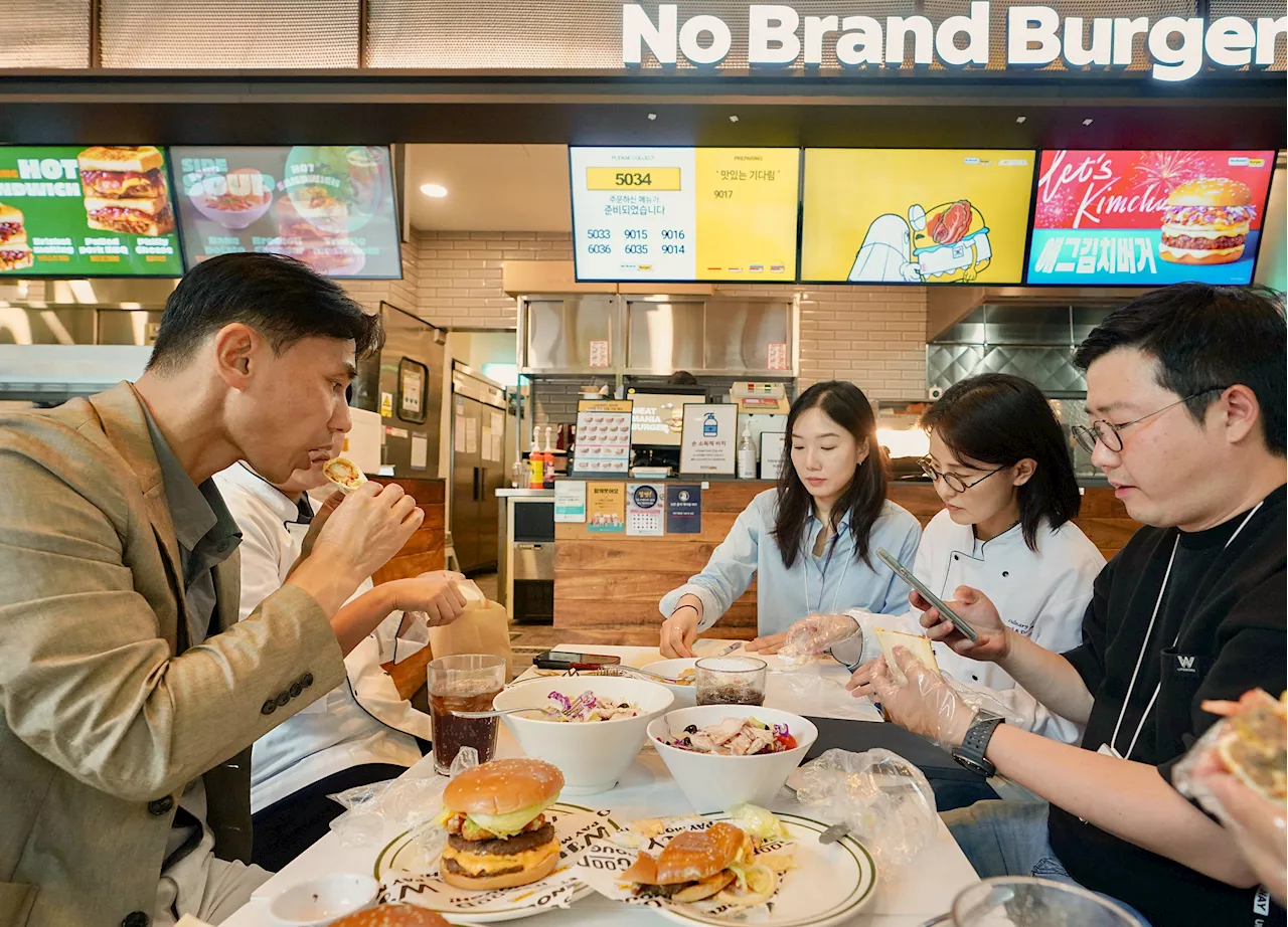 김밥보다 싸다는 ‘이것’ 결국 터졌다…3년만에 전국 매장수 폭발