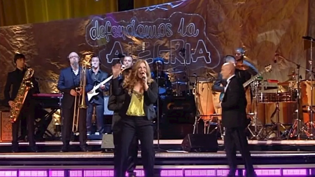 Vanessa Incontrada canta il mambo a 'Zelig' 2007