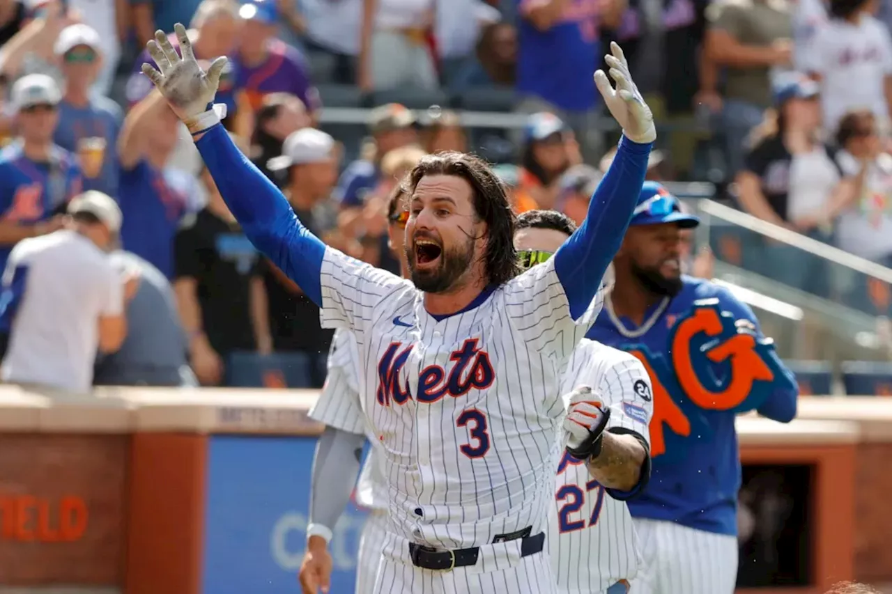 Jesse Winker 'blacked out' during epic walk-off Mets homer: 'Love this s--t'