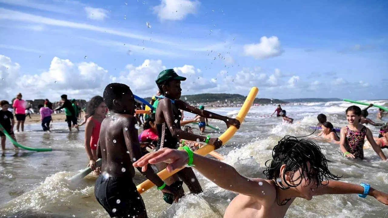 À Deauville, 3 500 Oubliés des vacances se jettent à l’eau