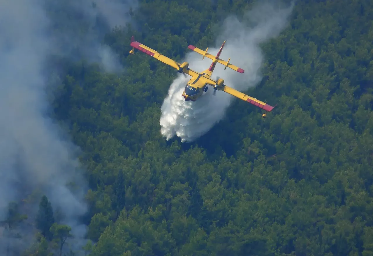 Espanha envia dois aviões Canadair para a Madeira