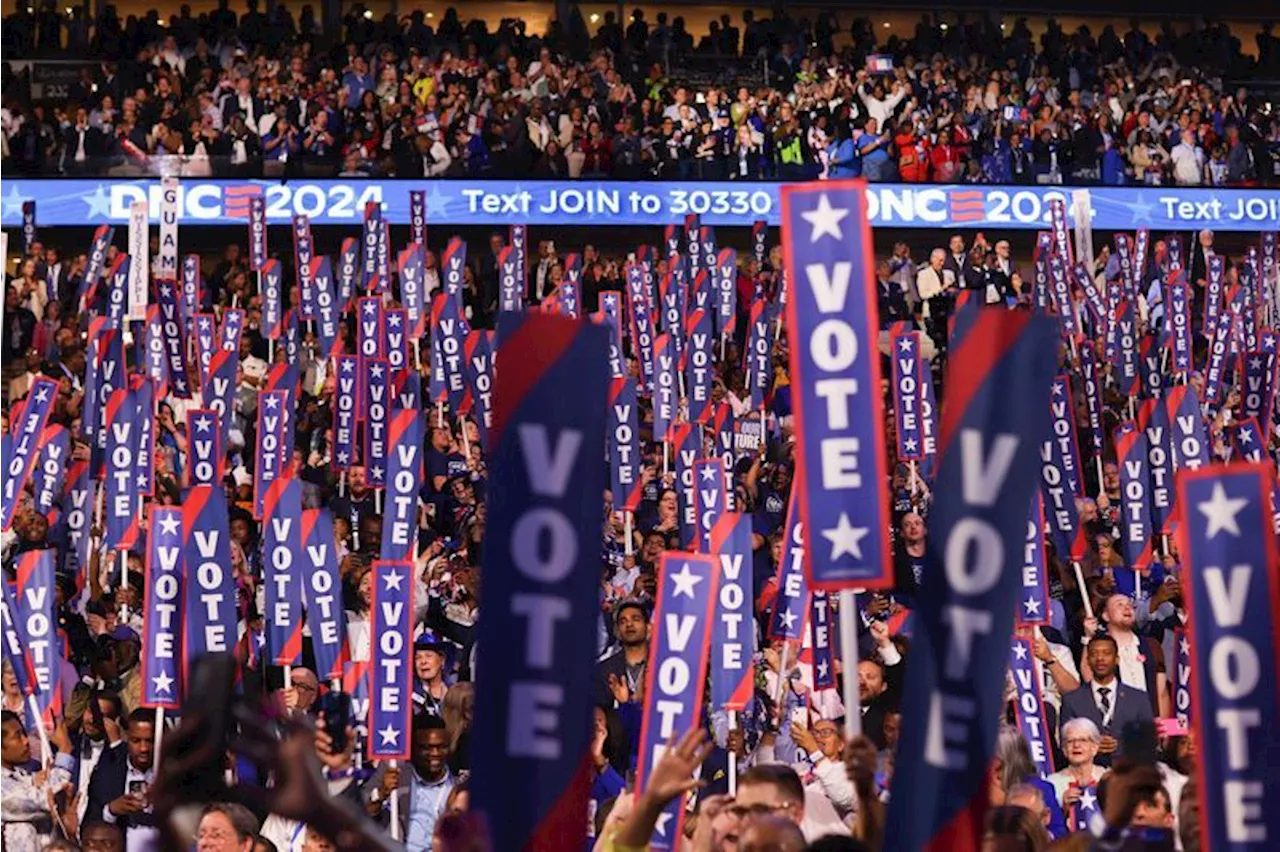 Walz, Pelosi, Bill Clinton headline day three of Democratic convention