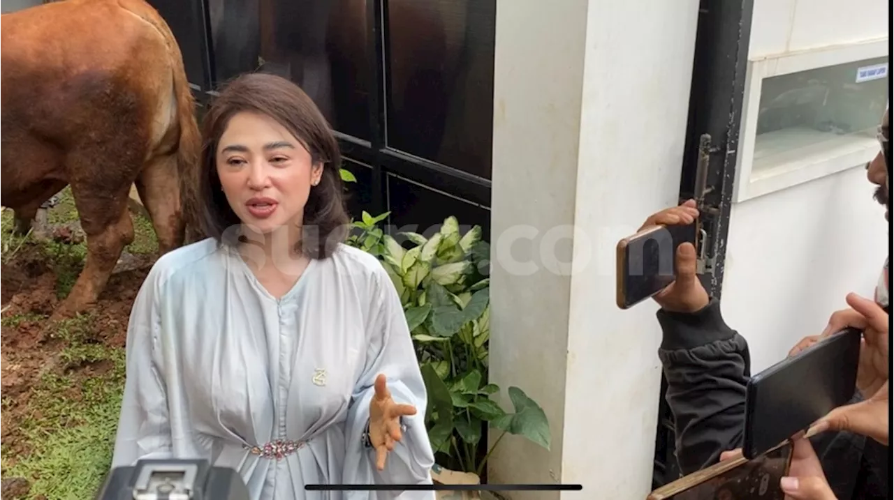 Nongol di Pesta Ulang Tahun Haji Alwi Ruslan, Intip Tarif Nyanyi Dewi Perssik