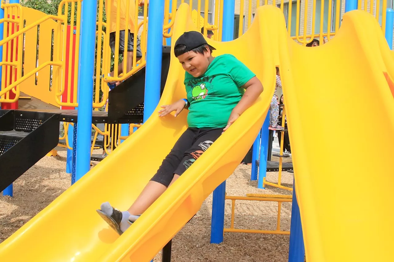 Matawa Awashishewiigiihiwaywiin playground opens