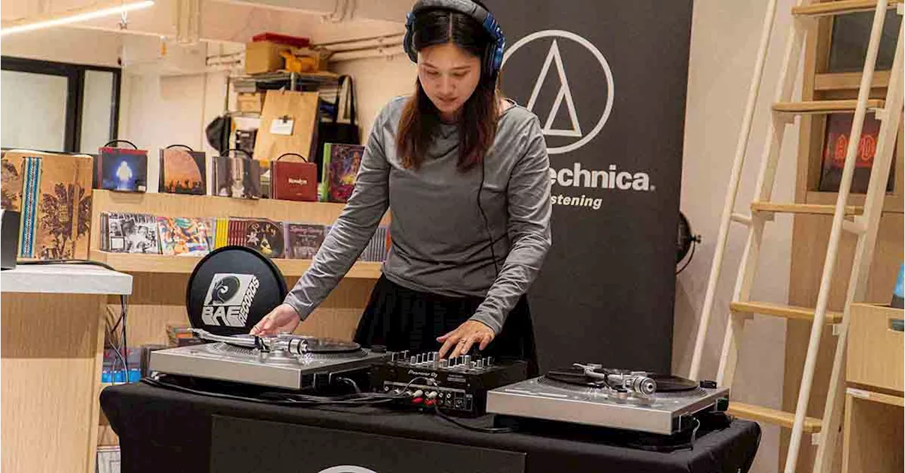 Audio-Technica เปิดตัว AT-LP70xBT เครื่องเล่นแผ่นเสียงไร้สายอัตโนมัติรุ่นใหม่