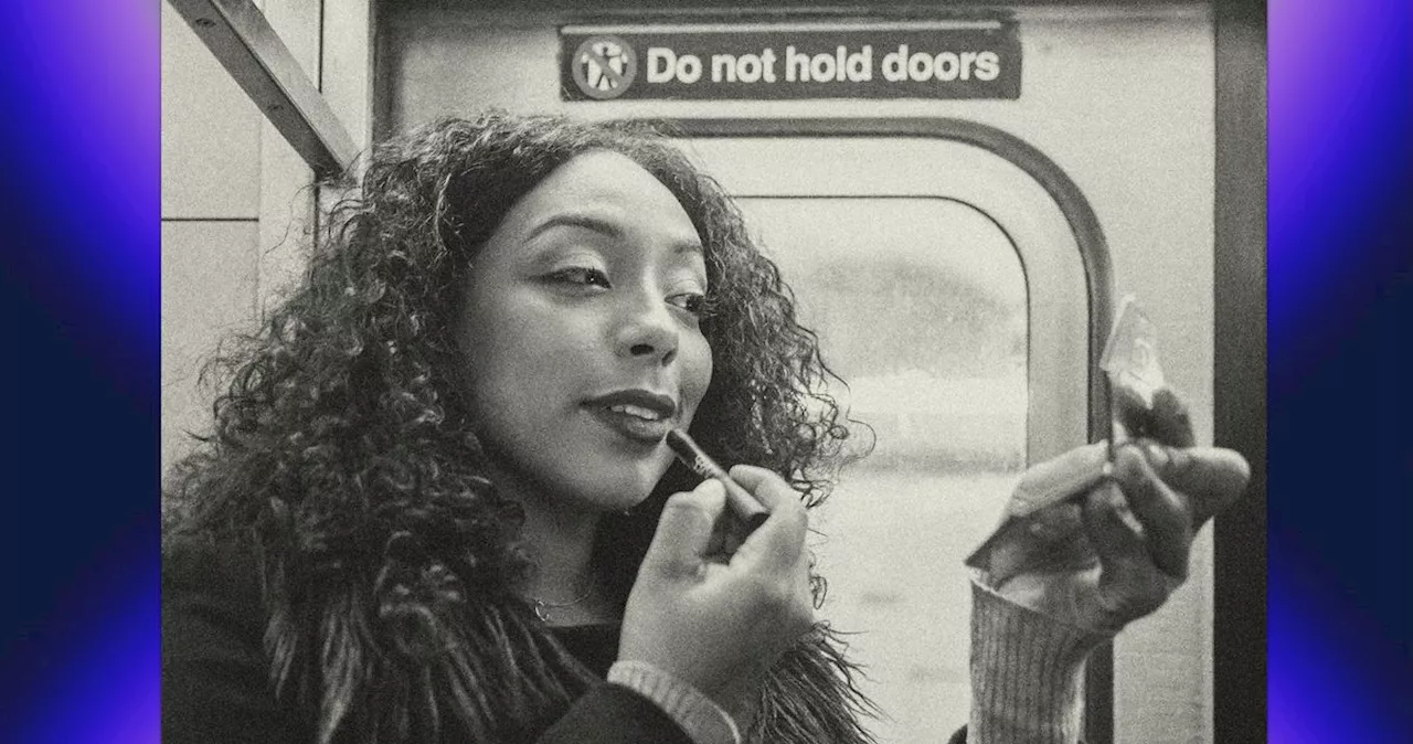 Is It Bad Etiquette to Apply Makeup on the Subway?