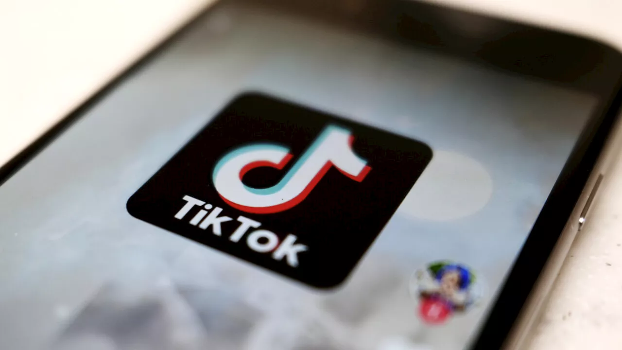 Così l'algoritmo di TikTok fa vedere quello che vuole privilegiando la propaganda cinese
