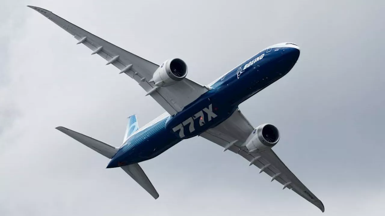 Part failure forces Boeing to suspend 777X flight tests