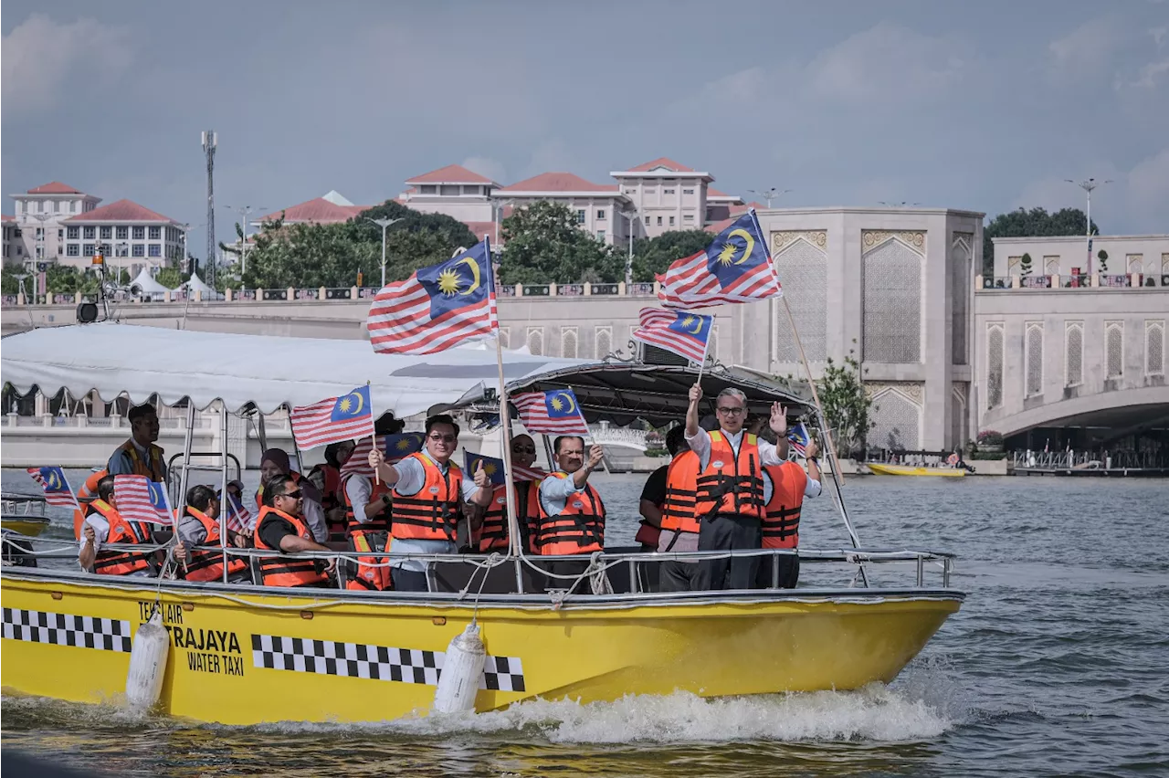 Teksi air, Cruise Tasik boleh dinaiki percuma 31 Ogos ini