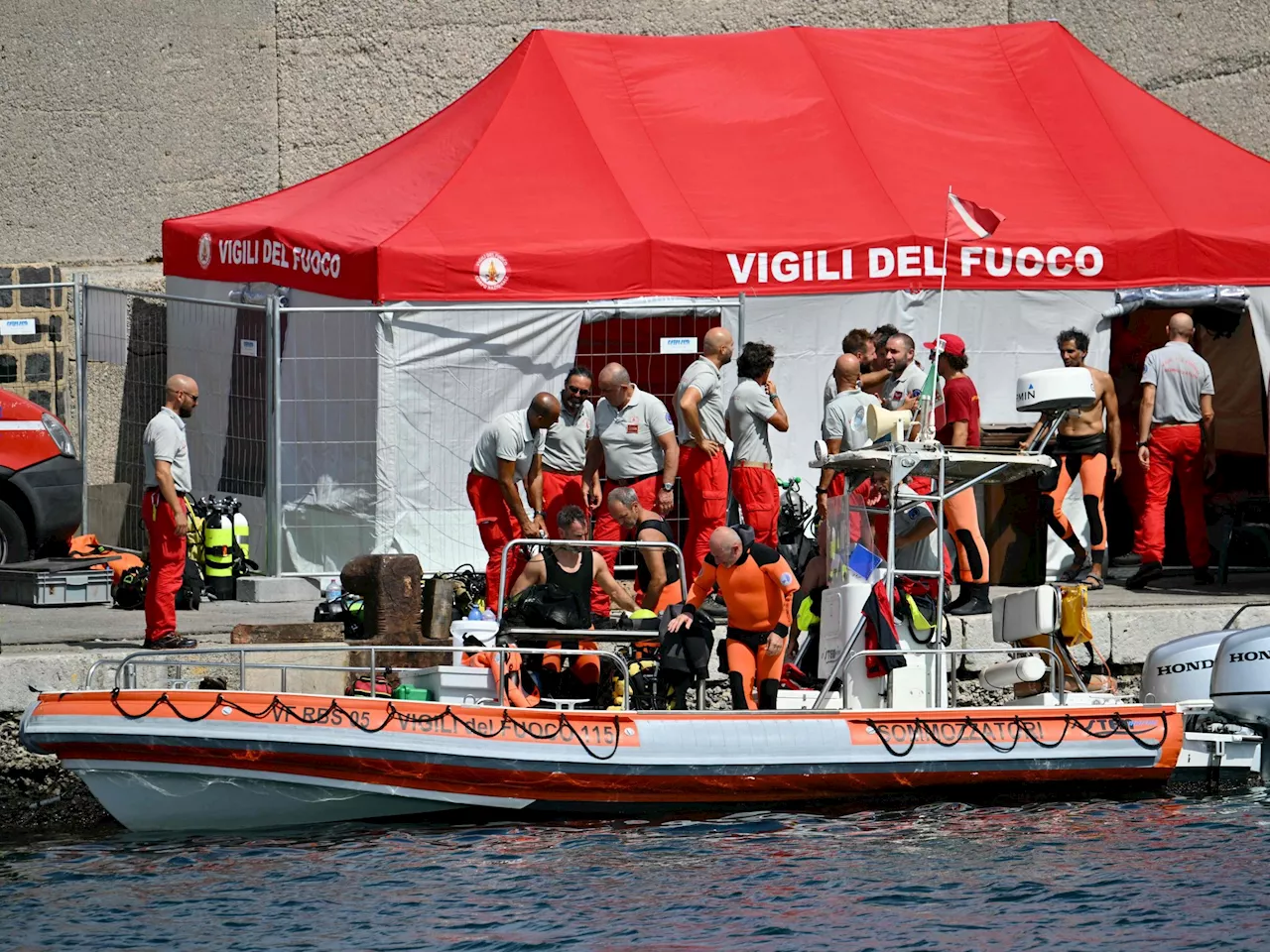 Bootsunglück vor Palermo - Taucher erreichten Schiffsrumpf