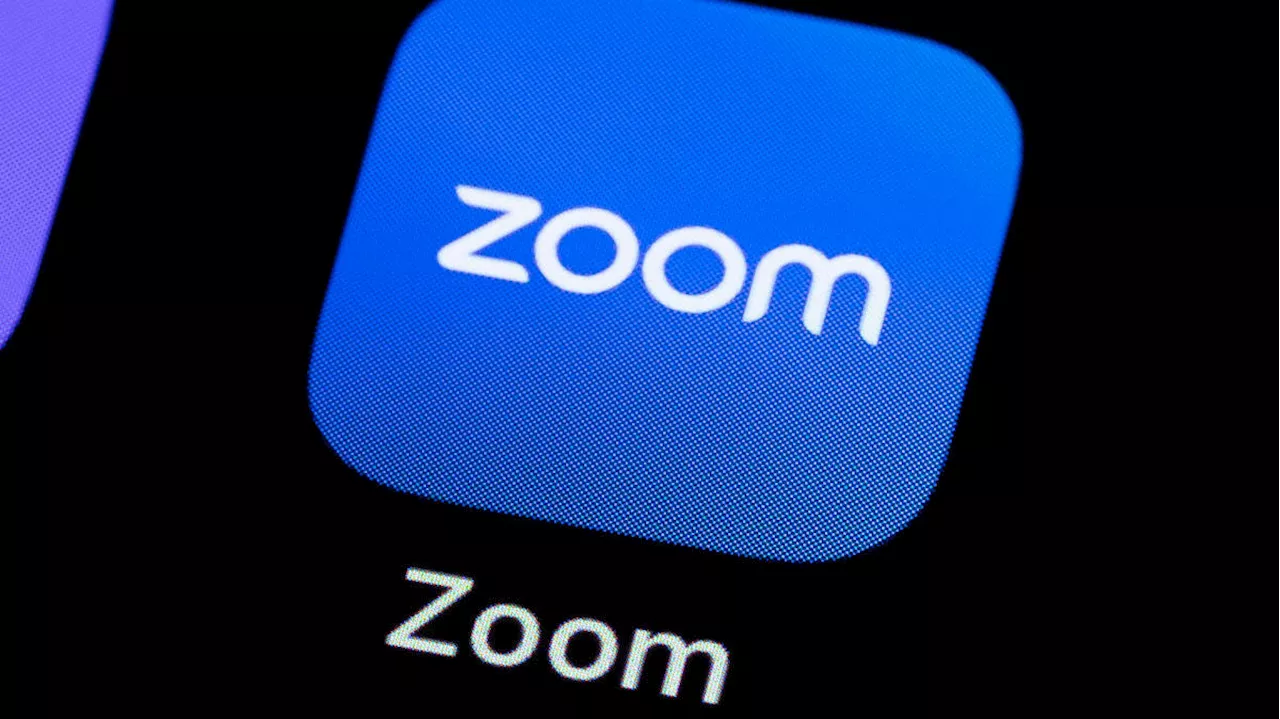 Zoom earnings top estimates, raises full-year revenue outlook