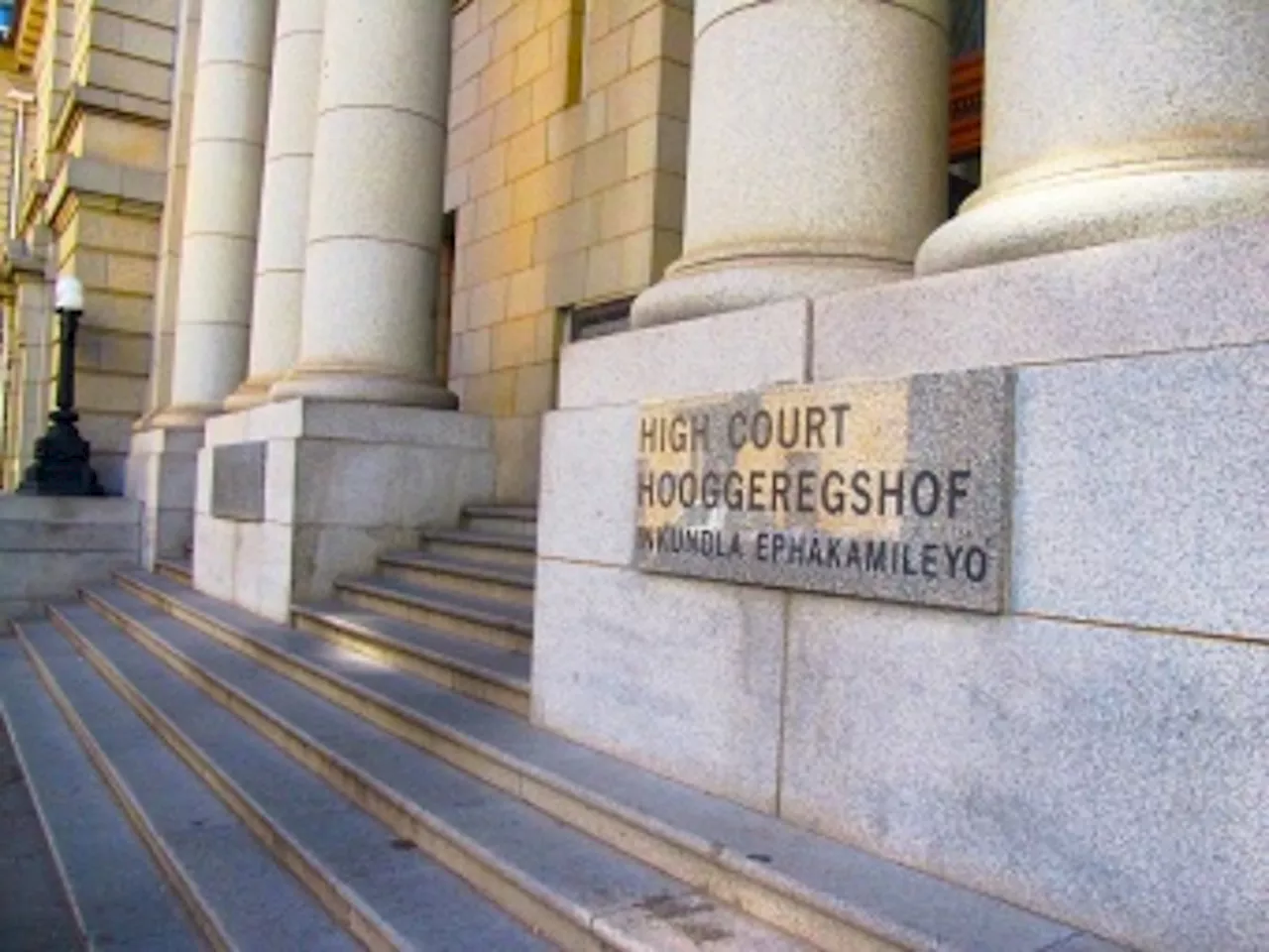 Alleged Gang Boss And His Henchman Get Into A Fistfight At Western Cape High Court