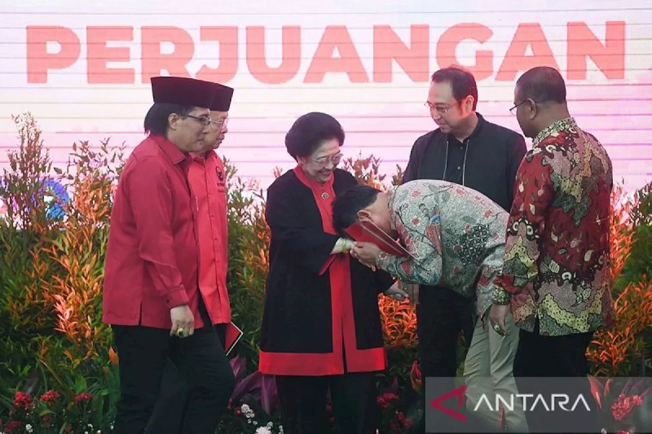 Megawati minta Bahlil kenalkan dirinya kepada 'Raja Jawa'