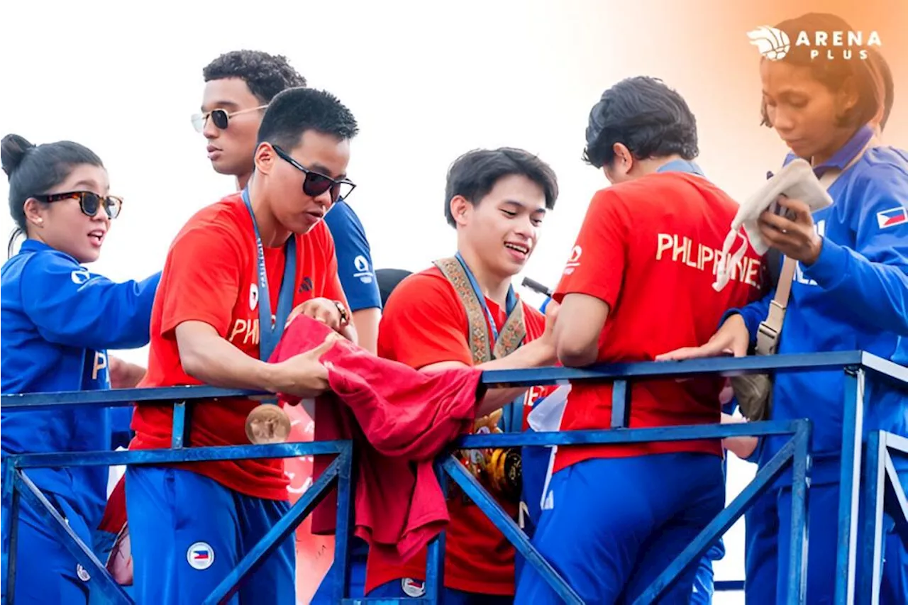 ArenaPlus welcomes Brand Ambassador Carlos Yulo and other Filipino Olympians in Manila Homecoming Parade