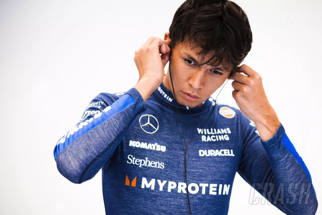 EXCLUSIVE: Alex Albon doubts Williams “hierarchy” shift following Carlos Sainz arrival