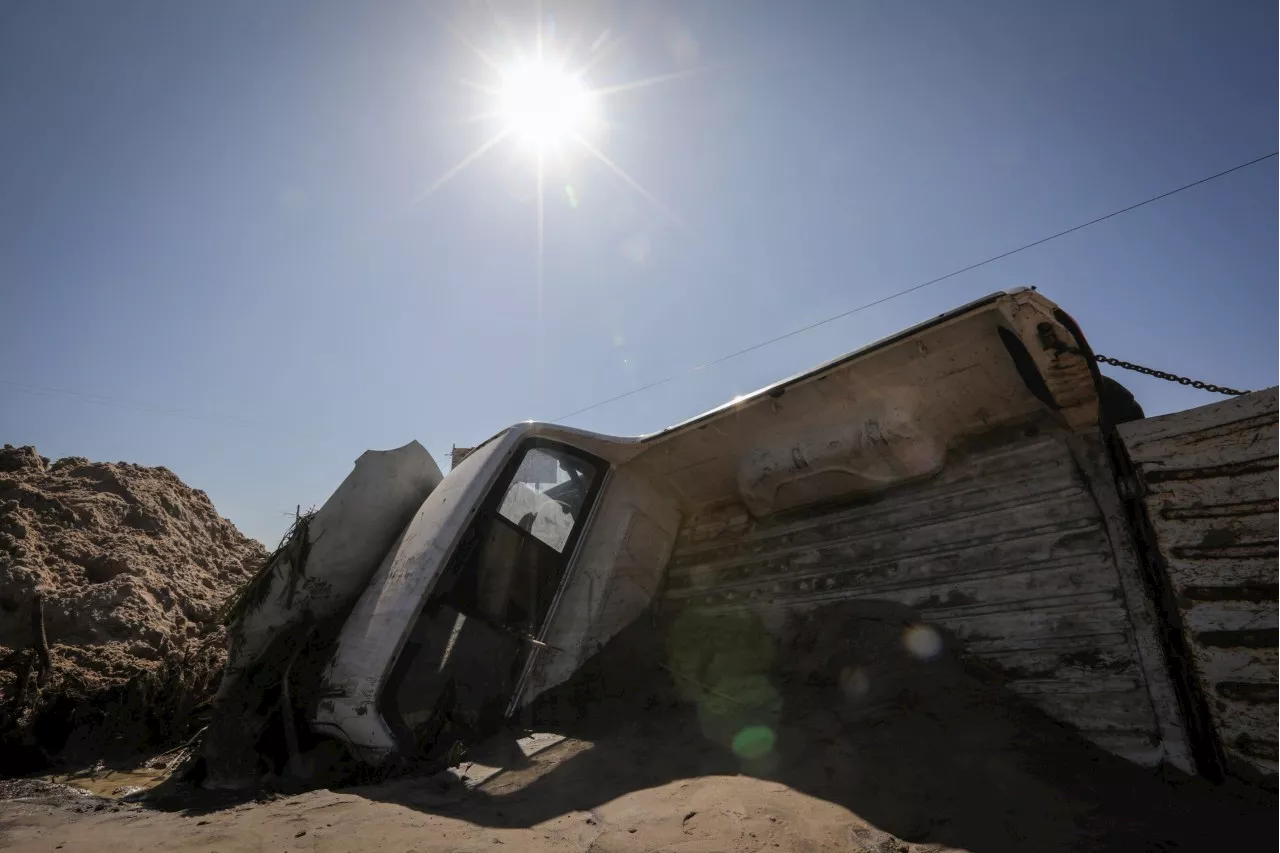 After the dams broke, Riverlands residents near Malmesbury salvage what they can