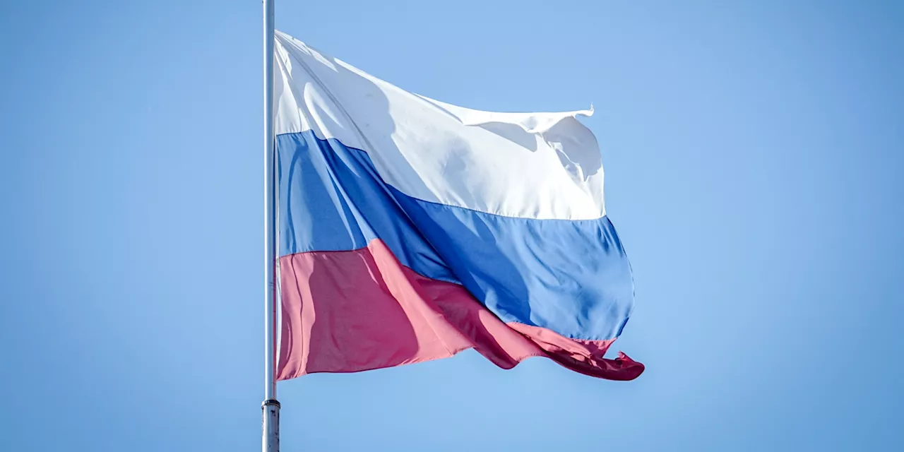 Russie : un ferry chargé de carburant coule près de la Crimée après une attaque ukrainienne