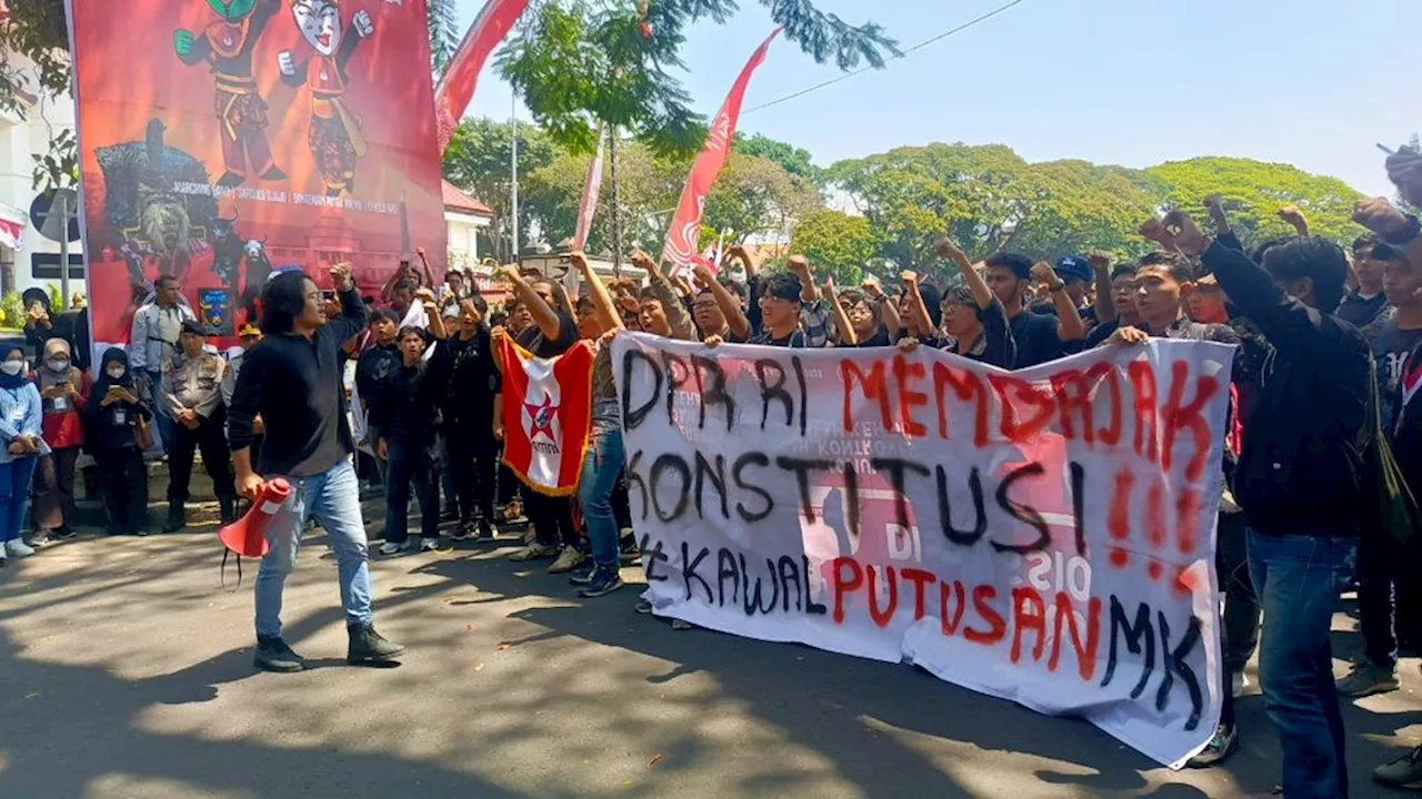 Unjuk Rasa Kecam RUU Pilkada Juga Muncul di Malang