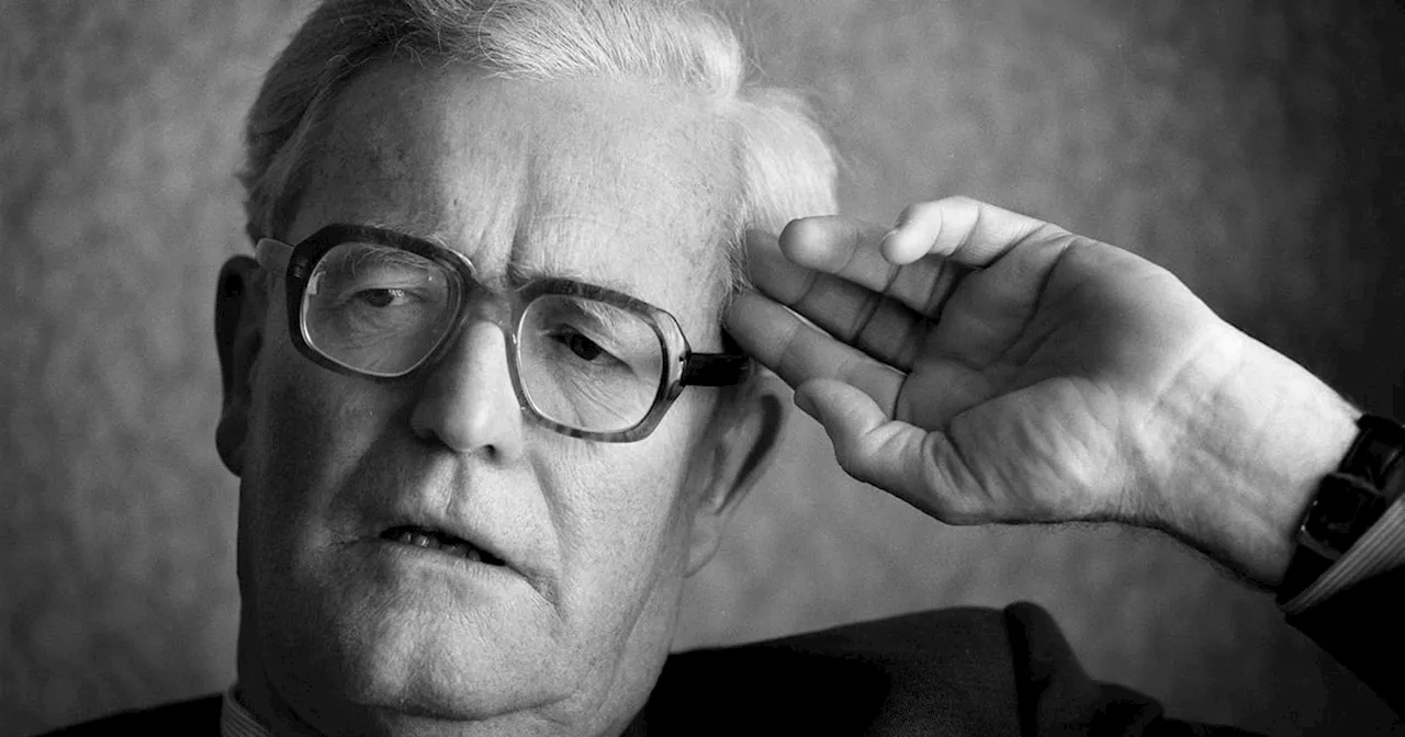 Northern secretary Douglas Hurd faced criticism from Catholic priests during private dinner