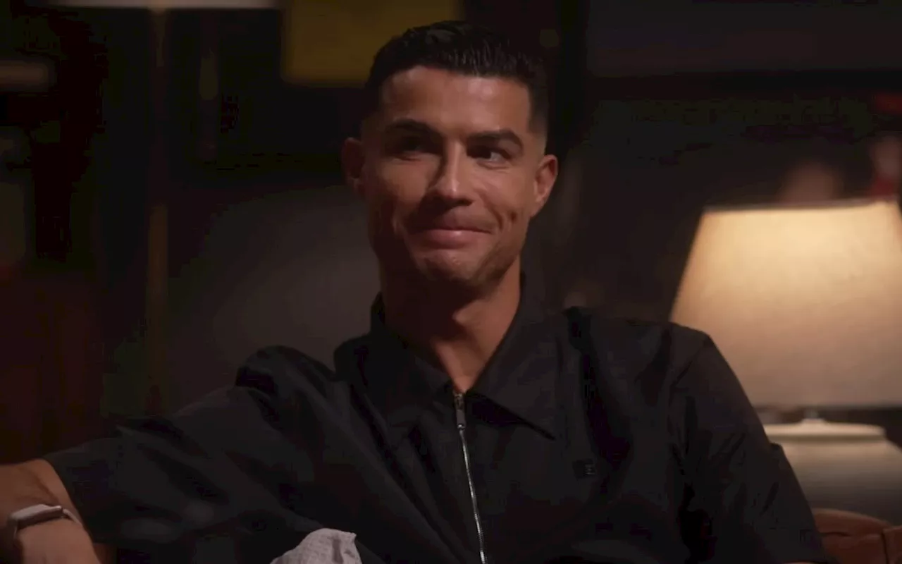 Cristiano Ronaldo cria canal no YouTube e passa dos 20 milhões de inscritos em um dia