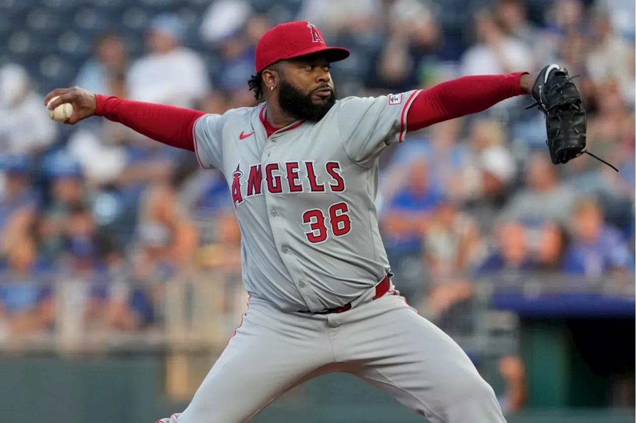 Johnny Cueto strong in his Angels debut, but Royals’ Michael Lorenzen tops him