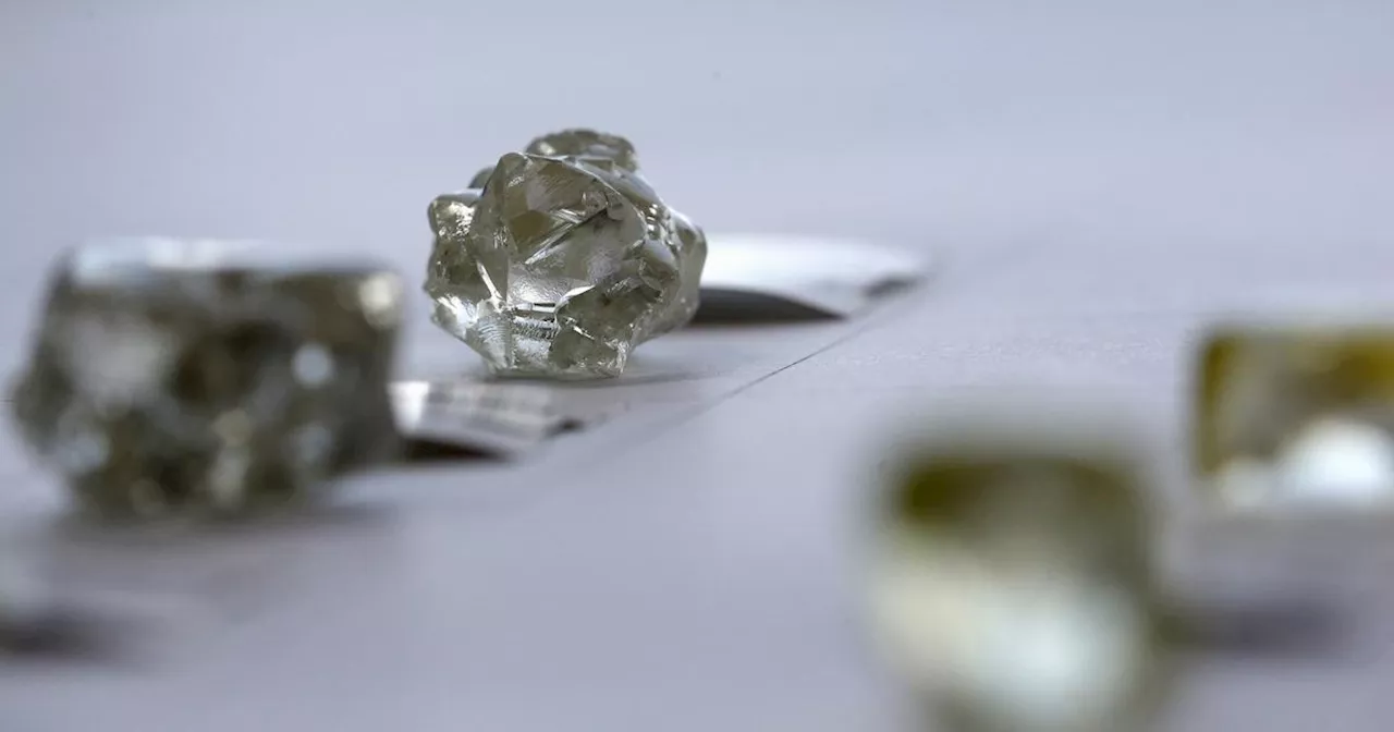 2492 carats : le deuxième plus gros diamant au monde découvert au Botswana