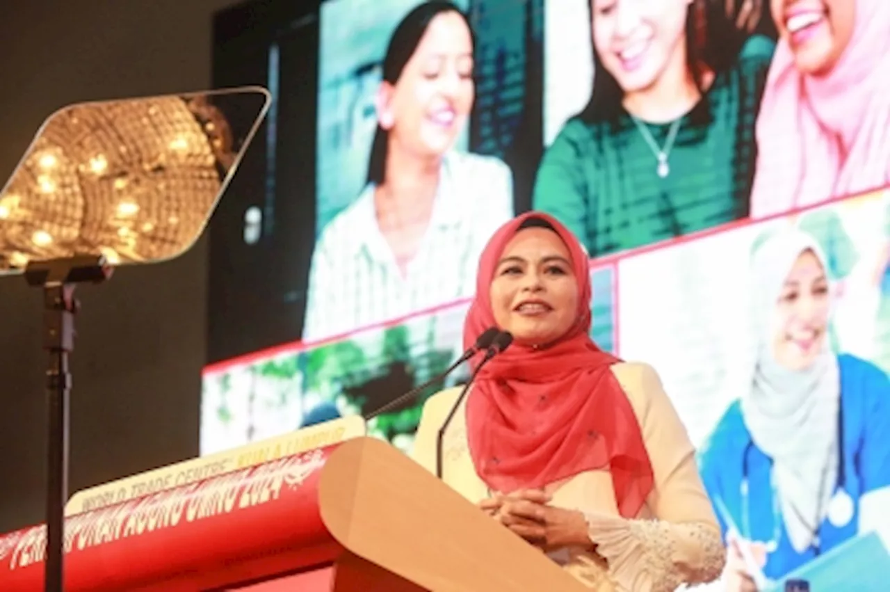 ‘Just a drop of water in desert’: Wanita Umno says financial aid insufficient amid subsidy rationalisation, wants middle class helped too