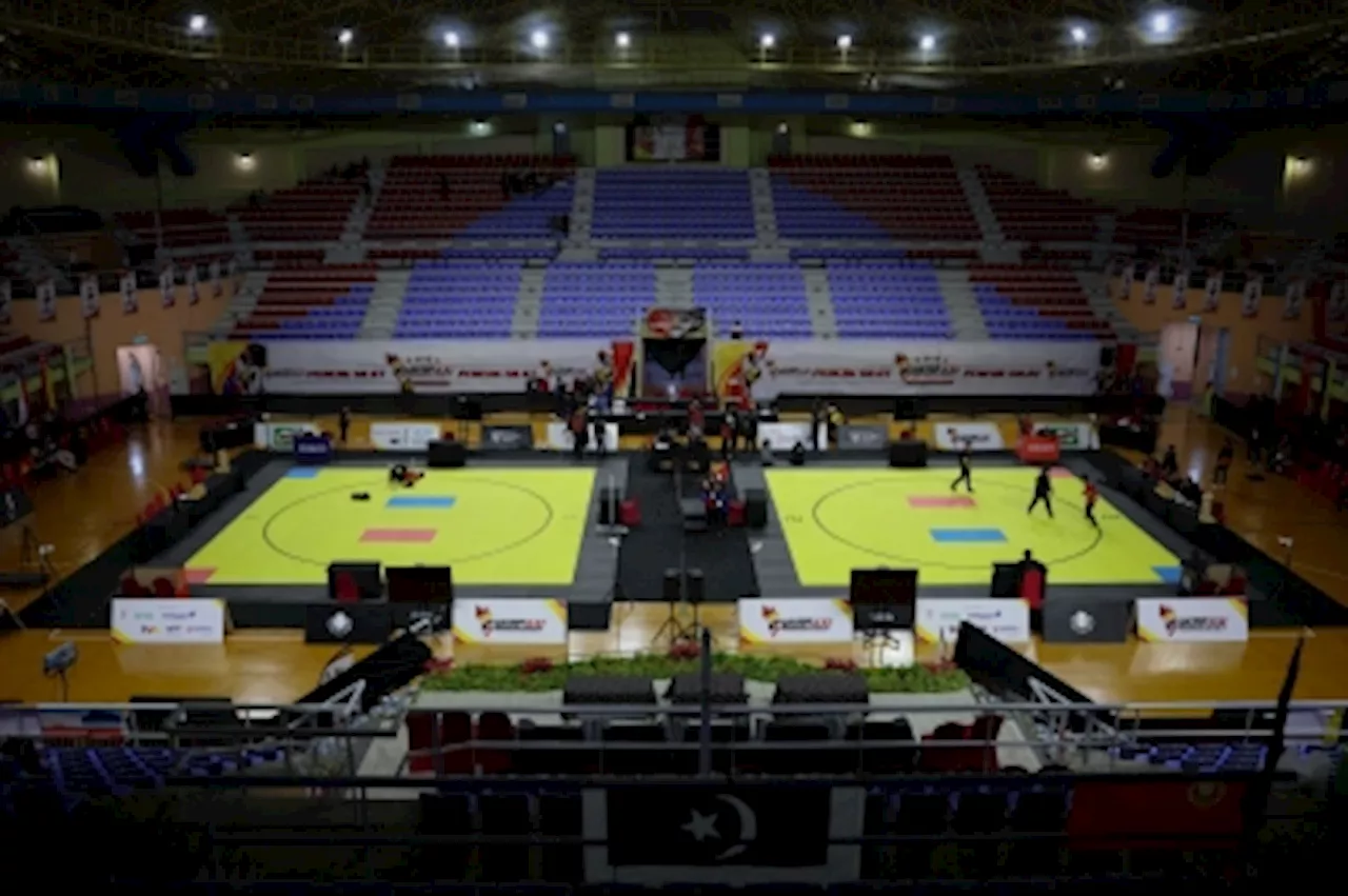 Spectators banned from Sukma 2024 silat event in Miri after water bottle thrown into ring