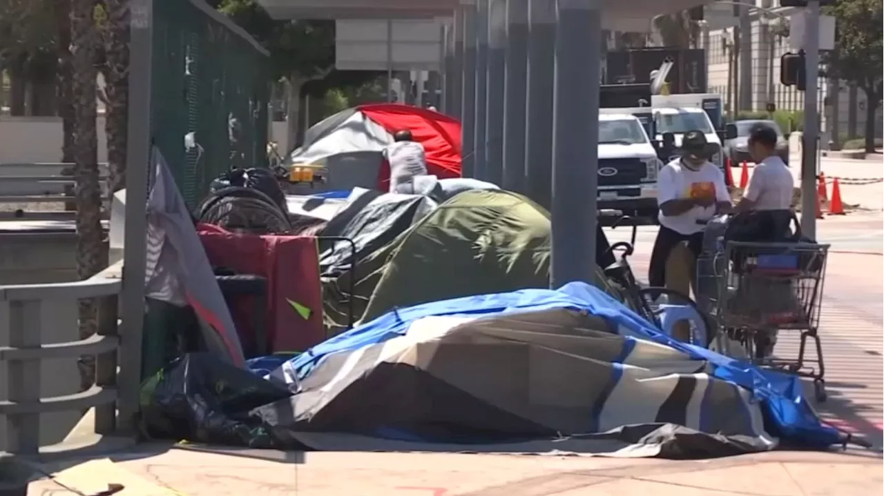 New mobile clinic brings health services to the streets in Costa Mesa