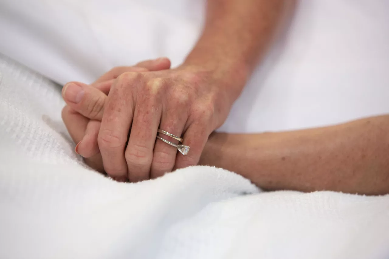 'Death could be kinder' - Woman in great pain backs assisted dying