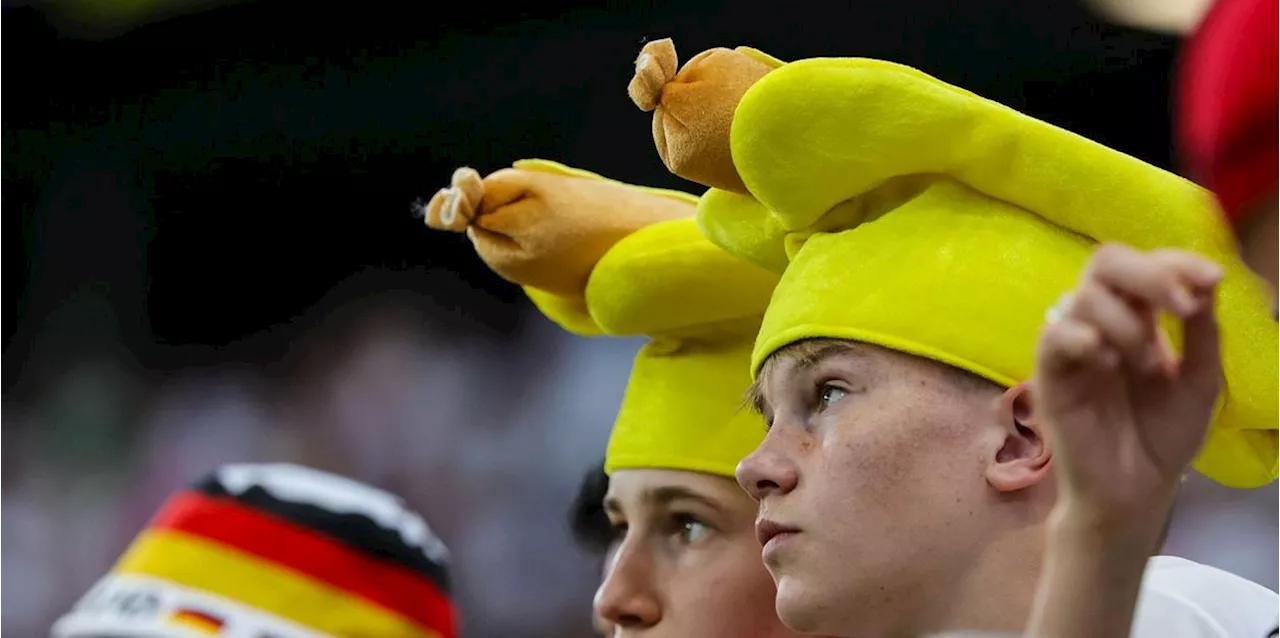 Vegane Bratwurst im Stadion: Die Bundesliga-Speisekarten