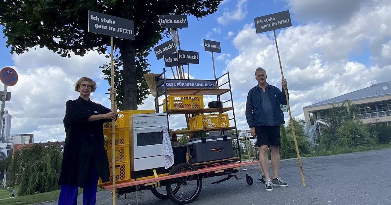 Aktionskunst zur Entschleunigung in der Paderborner Innenstadt