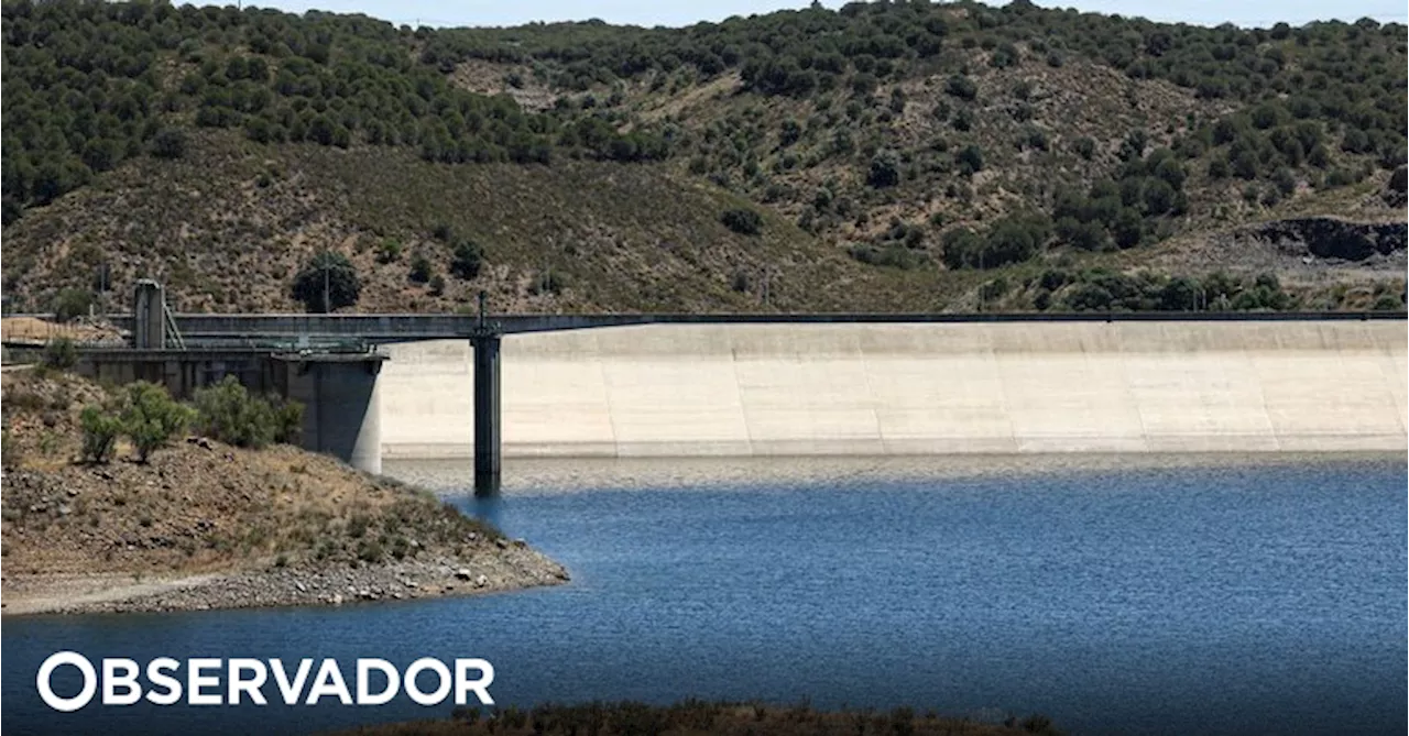 Ministra do Ambiente satisfeita com poupança de água no Algarve