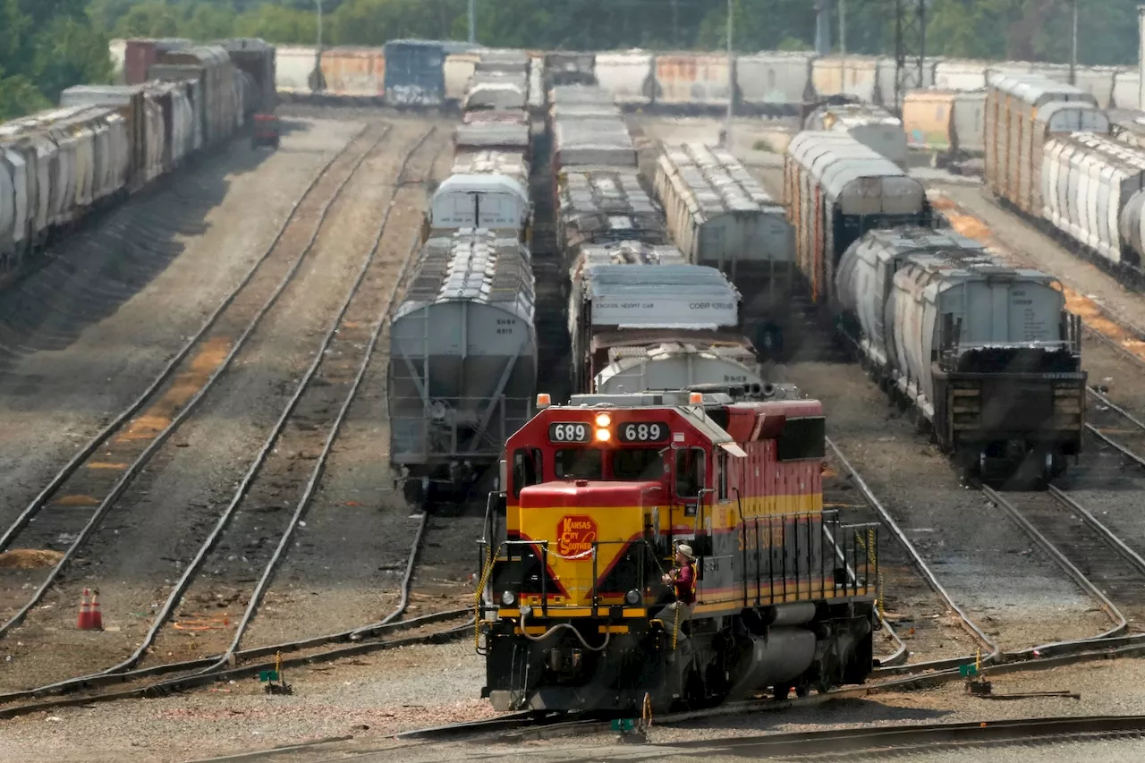 Canadian railway labor lockout could cause major economic disruption in US