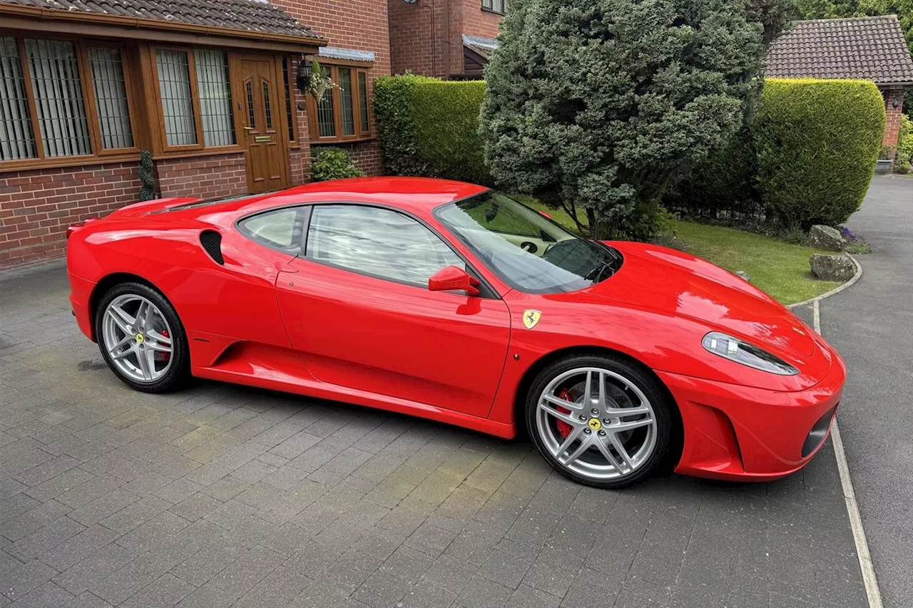 Good-as-new Ferrari F430 manual for sale