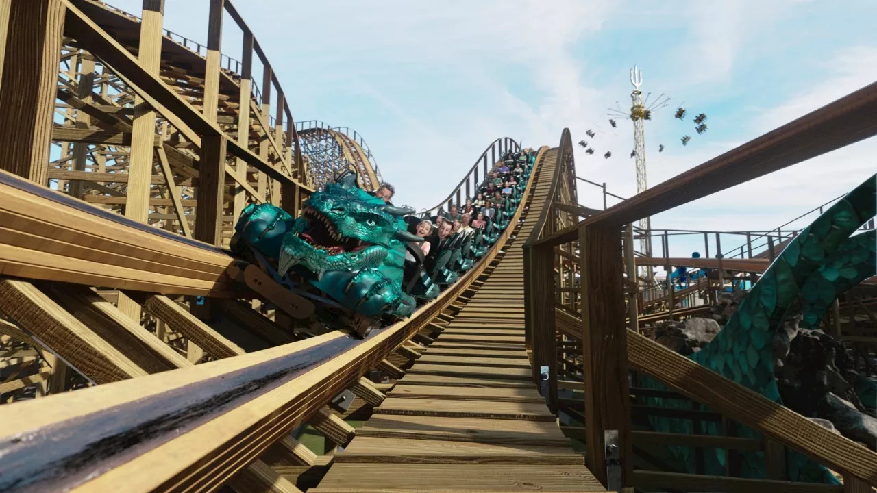 SeaWorld evacuates dozens of riders from a wooden rollercoaster