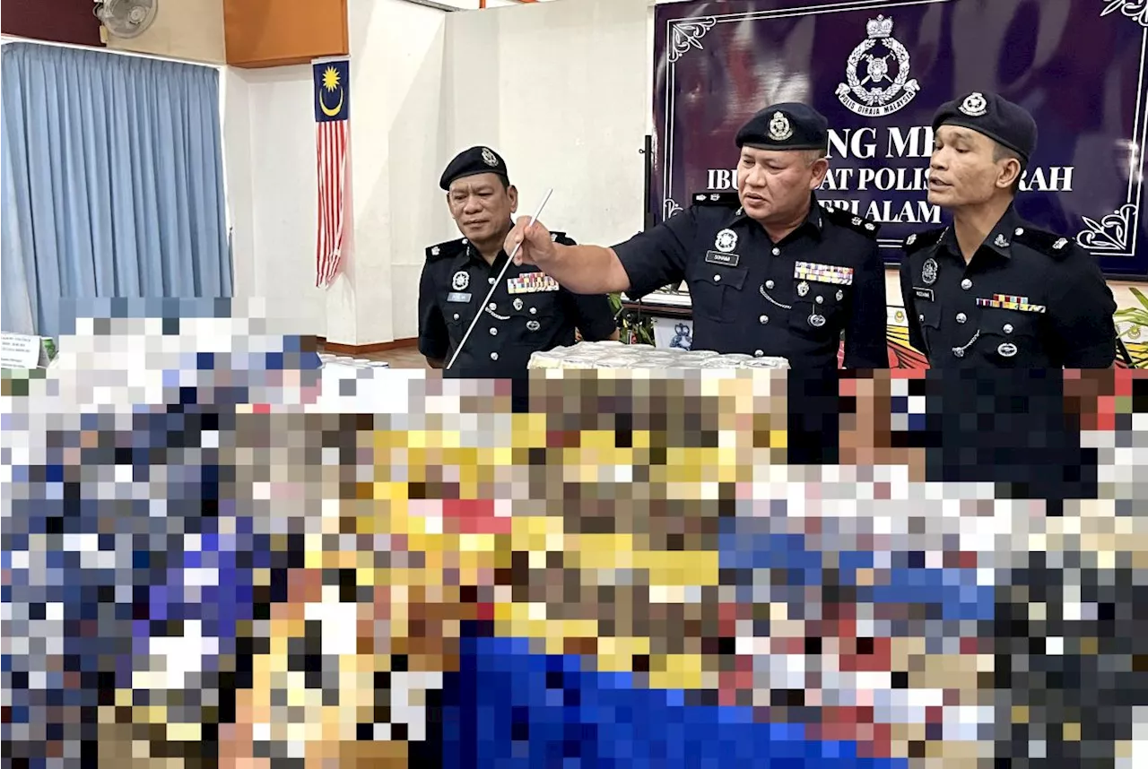 Police bust sundry shop for storing contraband alcohol in Johor