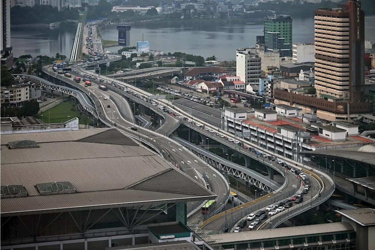 Singapore motorists with traffic summonses in Malaysia to face enforcement action from Jan 2025