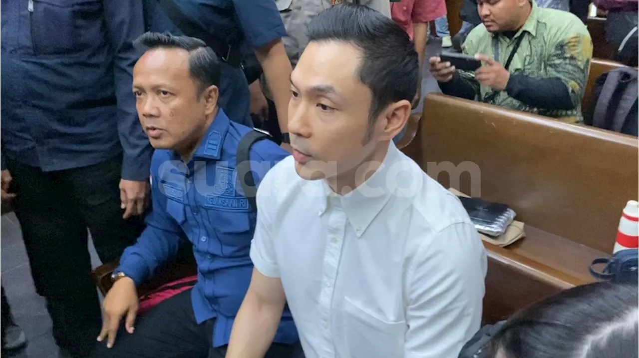 Harvey Moeis Pakai Kemeja Mahal dan Jam Tangan Branded di Sidang Lanjutan Kasus Korupsi PT Timah