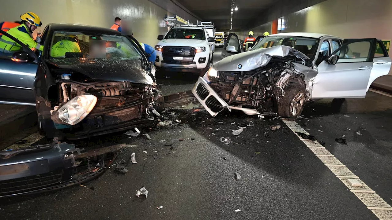 Schon wieder schwerer Unfall im Toggenburg: Drei Verletzte nach Frontalkollision