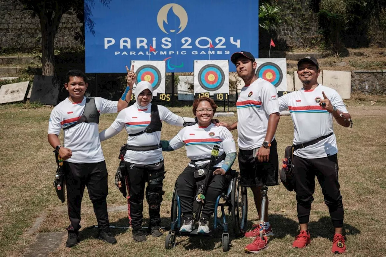 Paralympic archers take aim at gold