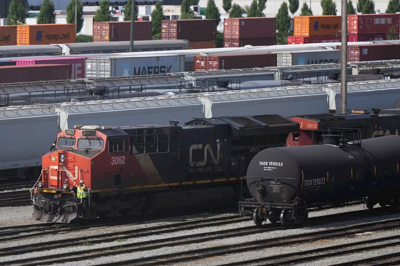 The latest developments in the lockout at Canada's two biggest railways