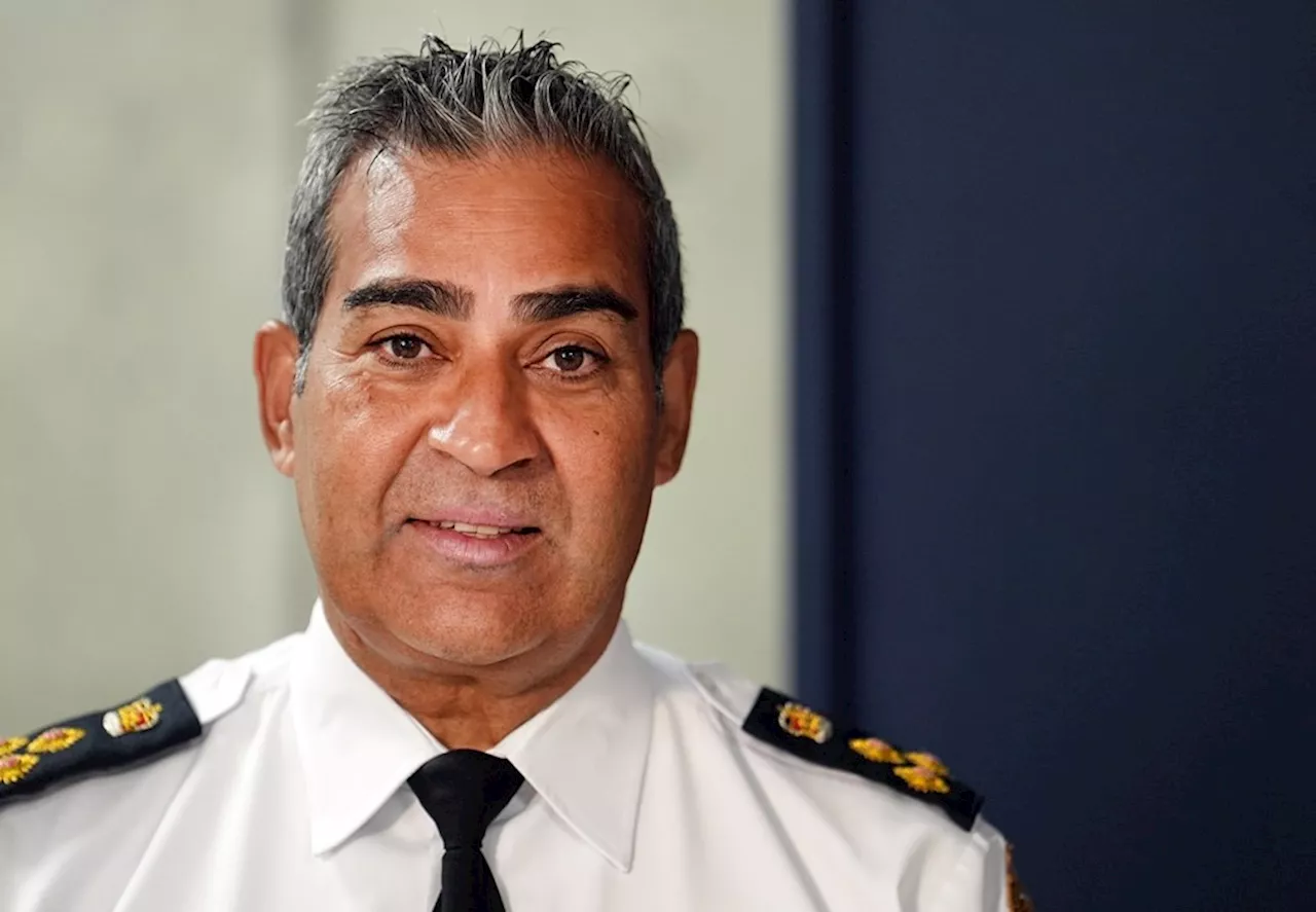 Victoria police chief extends stay in office, police board elects non-mayor as chair