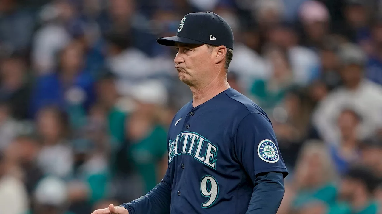 Report: Mariners fire manager Servais