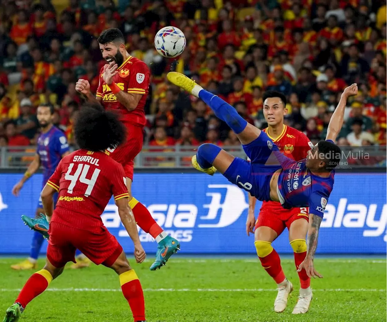 Selangor, JDT tagih aura pemain ke-12