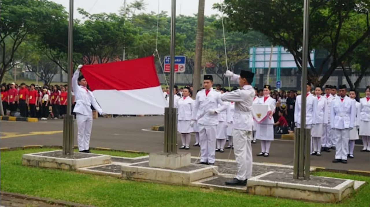 Sambut 2.445 Mahasiswa Baru, Atma Jaya Bikin Tradisi Baru: Upacara Bendera