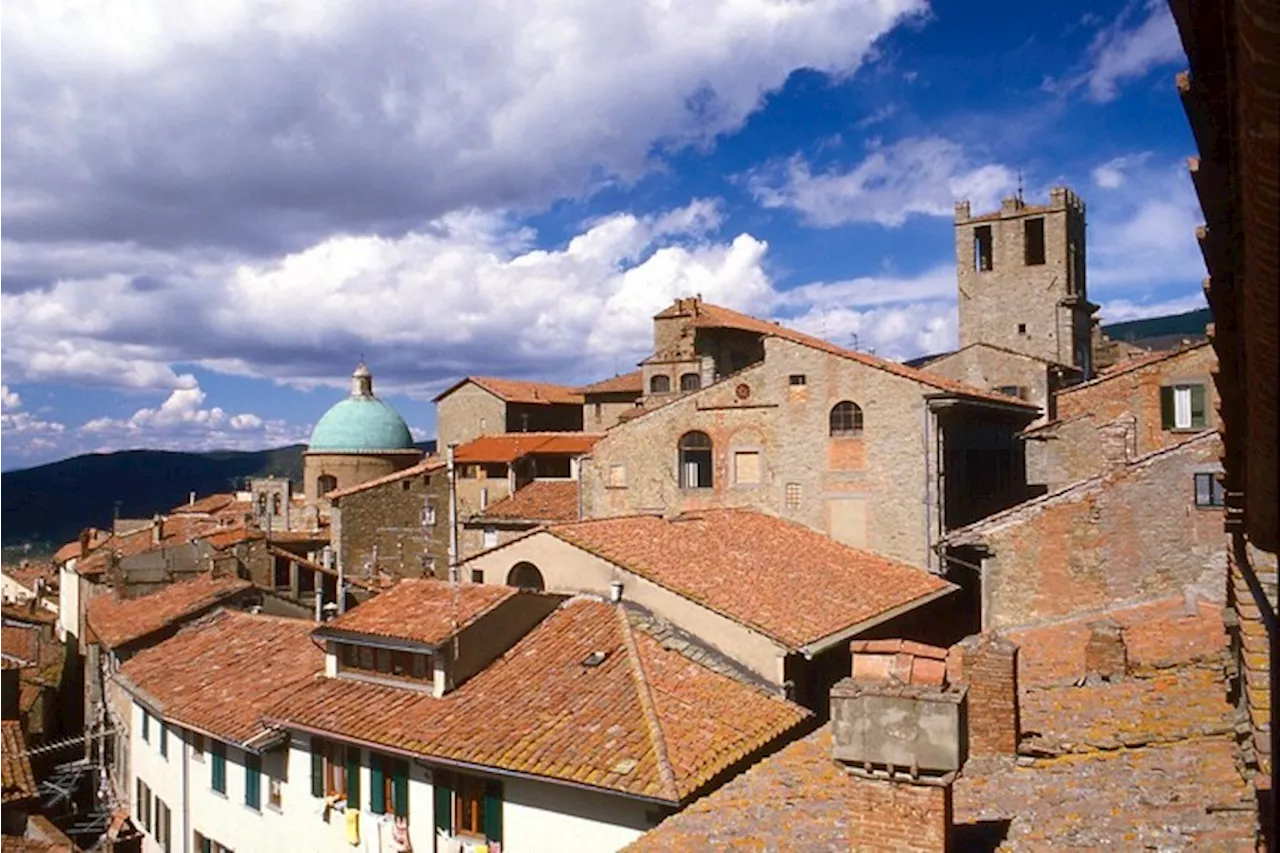 Turista sniffa cocaina a Cortona, il sindaco chiede una 'bonifica'