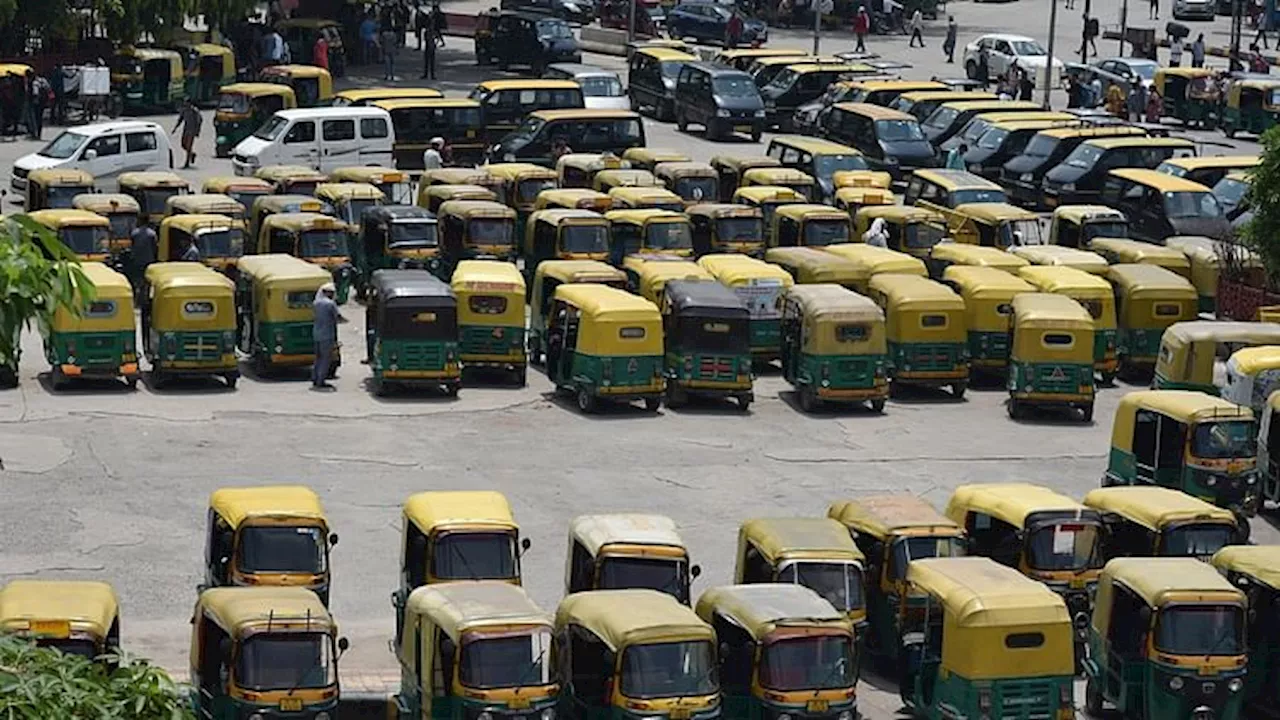 Auto Taxi Strike: राजधानी में आज भी ऑटो-टैक्सी चालकों की हड़ताल, यात्रियों को हो रही परेशानी