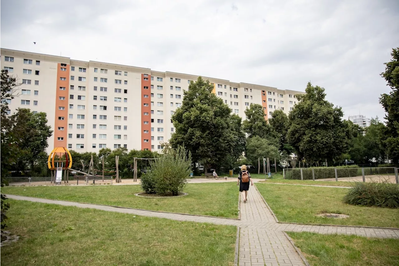 Protest gegen Flüchtlinge in Lichtenberg: Wie die AfD die Wagenknecht-Partei in eine Falle lockt