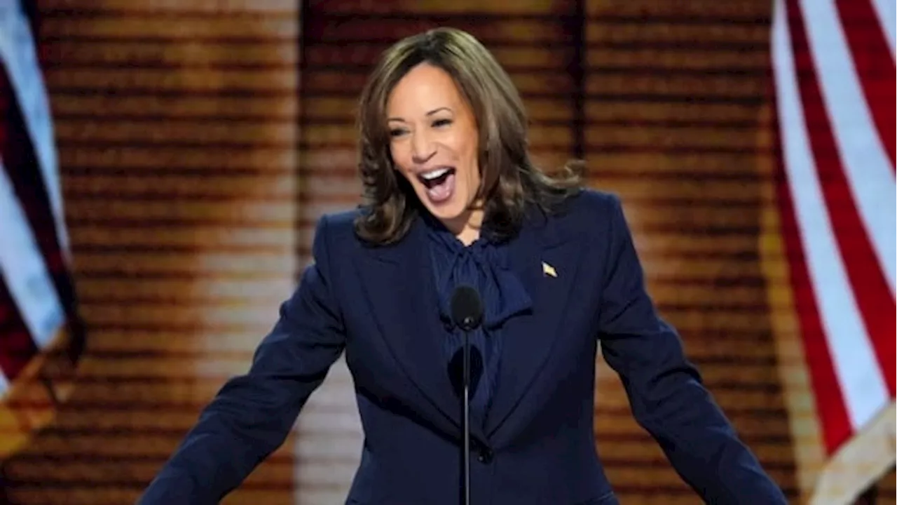 Kamala Harris takes the stage to officially accept party's nomination at Democratic National Convention